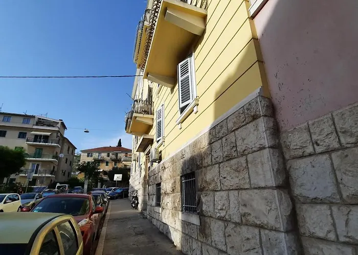 Lejlighed Cherry Split