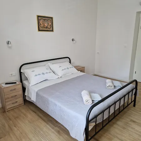 Cherry Apartman *